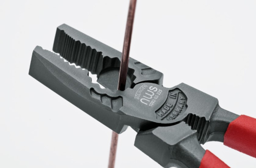 Пассатижи комбинированные силовые CombiBolt NWS фото 4